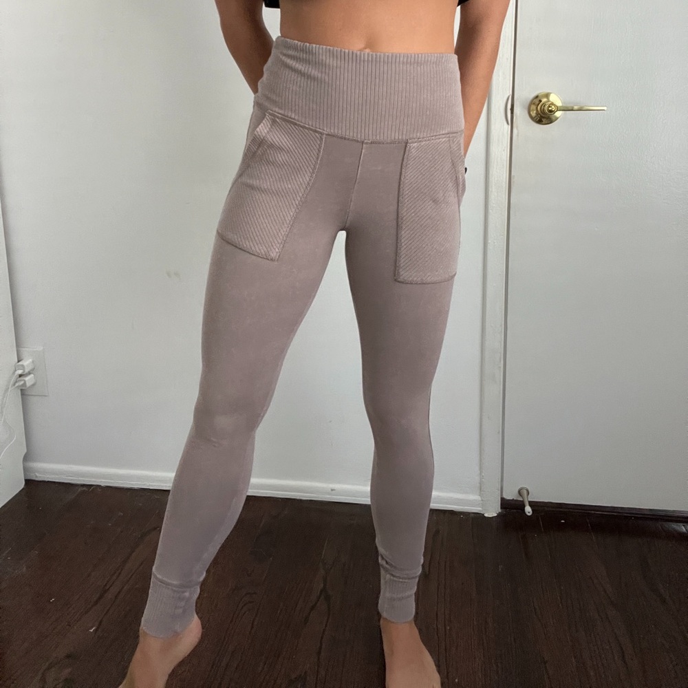 Aerie Chill Play Move leggings Small